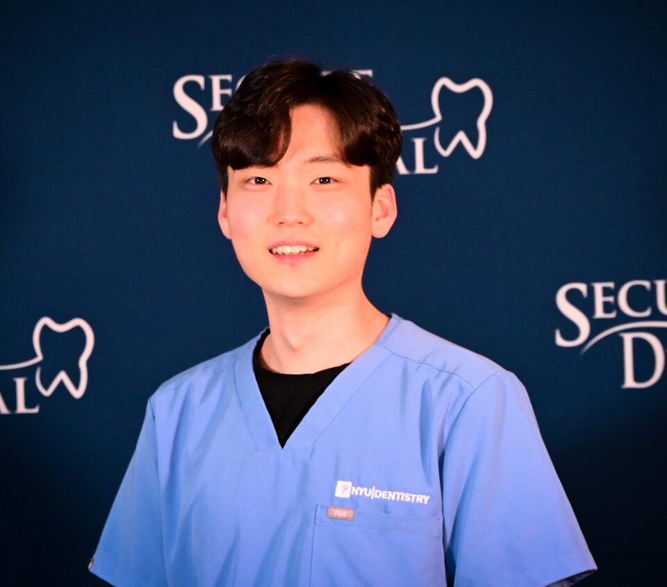 Head and shoulders photo of Dr. Kevin Lee, providing exceptional dental services